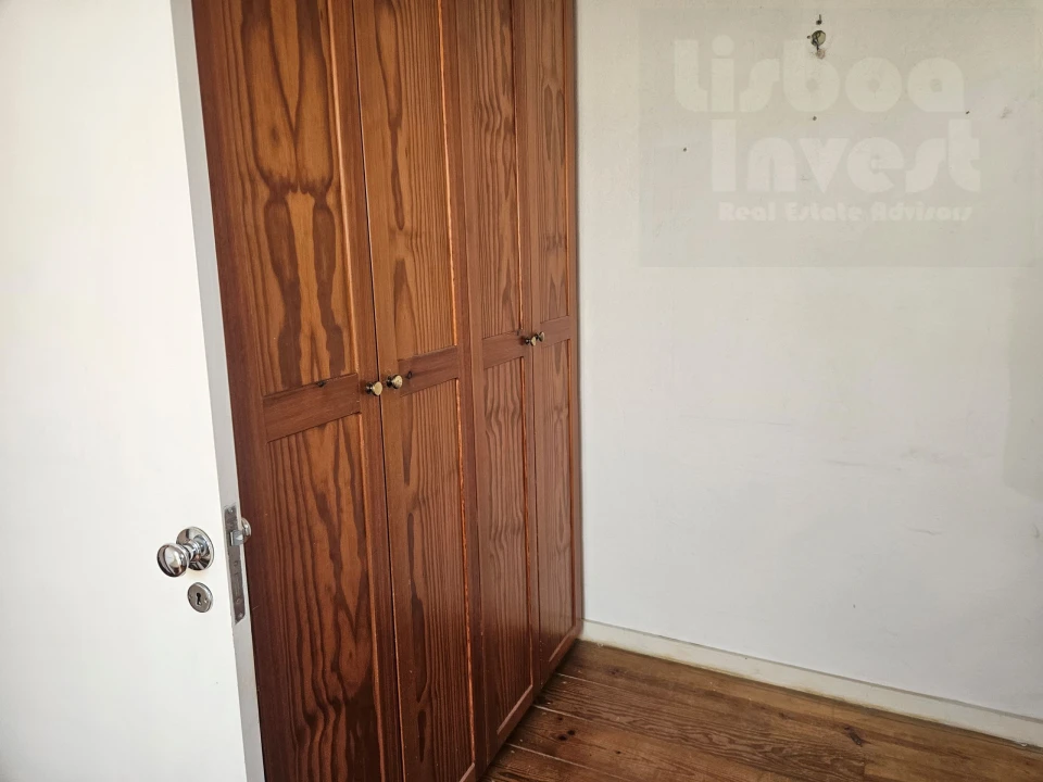 Apartamento T3 para Venda em Misericórdia Foto 18
