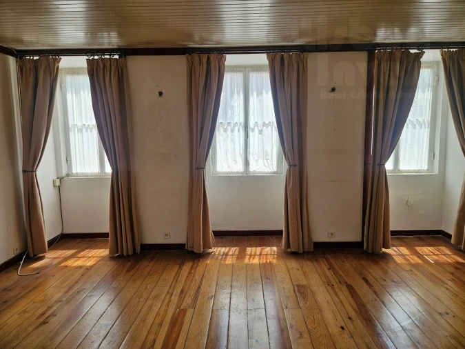 Apartamento T3 para Venda em Misericórdia Foto 3