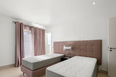 Apartamento T2 para Venda em Quarteira