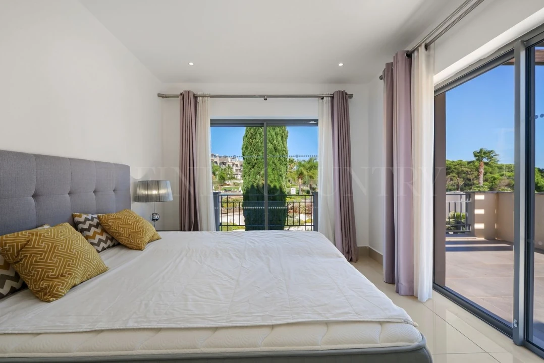 Apartamento T2 para Venda em Quarteira Foto 22