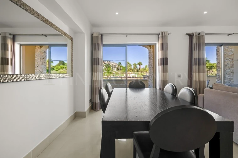 Apartamento T2 para Venda em Quarteira Foto 13