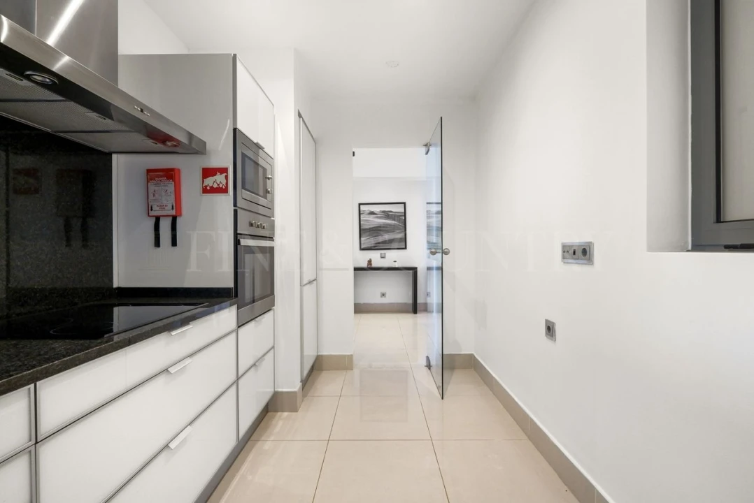 Apartamento T2 para Venda em Quarteira Foto 10