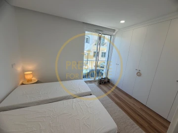 Apartamento T2 para Arrendamento em Loule (São Clemente)