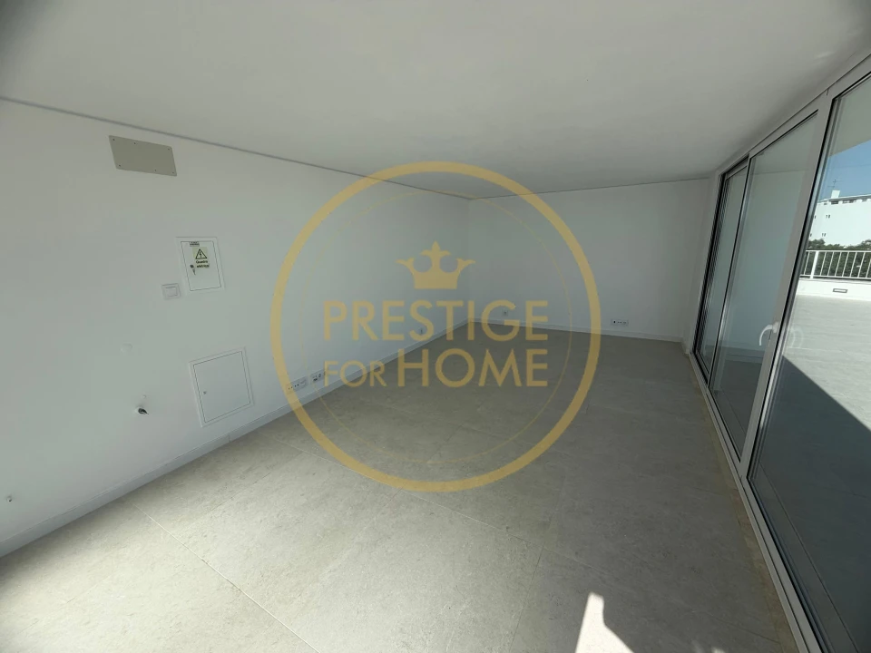 Apartamento T2 para Arrendamento em Loule (São Clemente) Foto 38