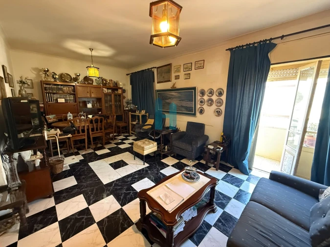 Apartamento T2 para Venda em Portimão Foto 2