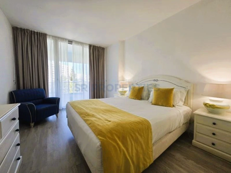 Apartamento T2 para Venda em Quarteira Foto 12