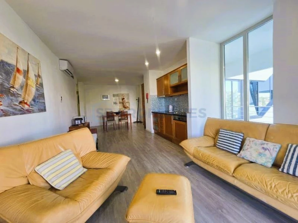 Apartamento T2 para Venda em Quarteira Foto 3