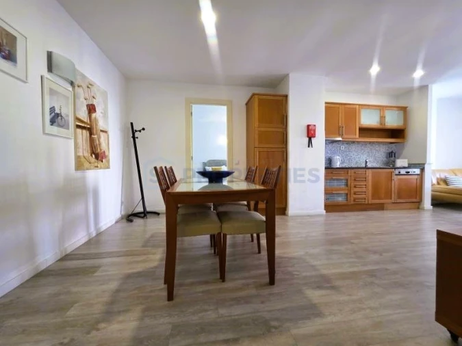 Apartamento T2 para Venda em Quarteira Foto 5