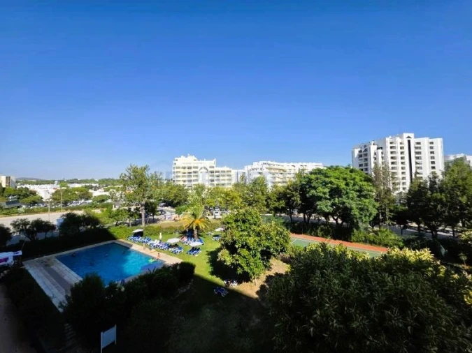 Apartamento T2 para Venda em Quarteira Foto 26