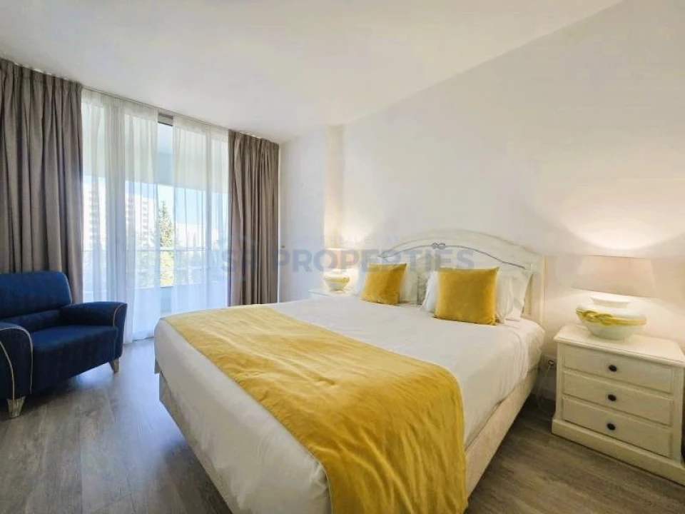 Apartamento T2 para Venda em Quarteira Foto 8