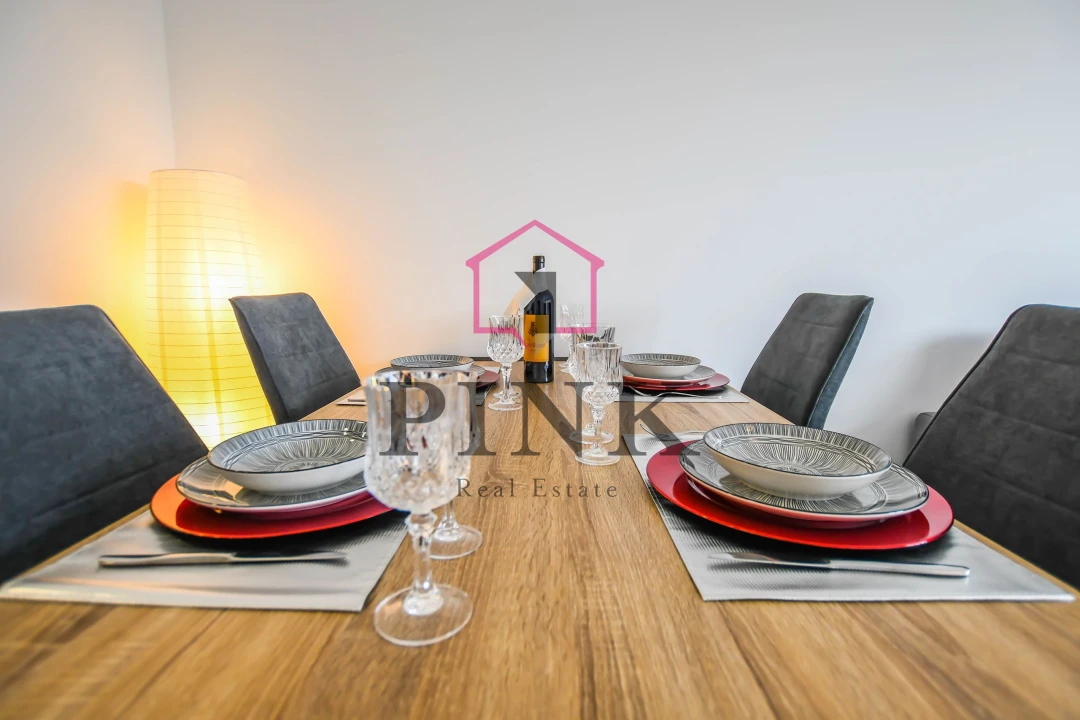 Apartamento T2 para Arrendamento em Funchal (Santa Maria Maior) Foto 5