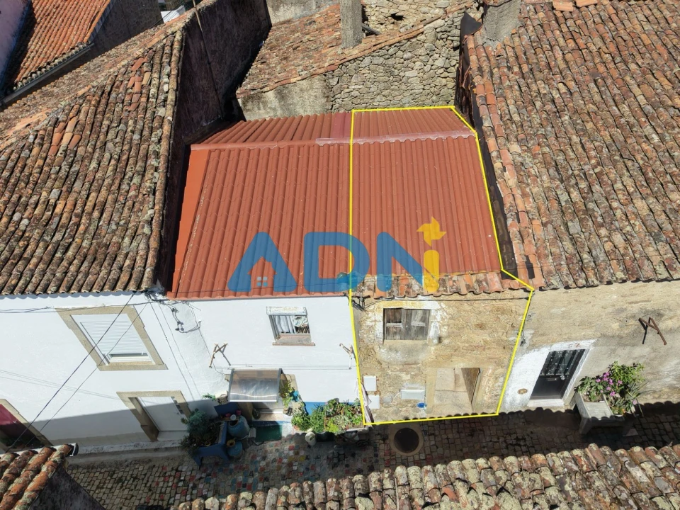 Moradia T1 para Venda em Castelo Branco Foto 1