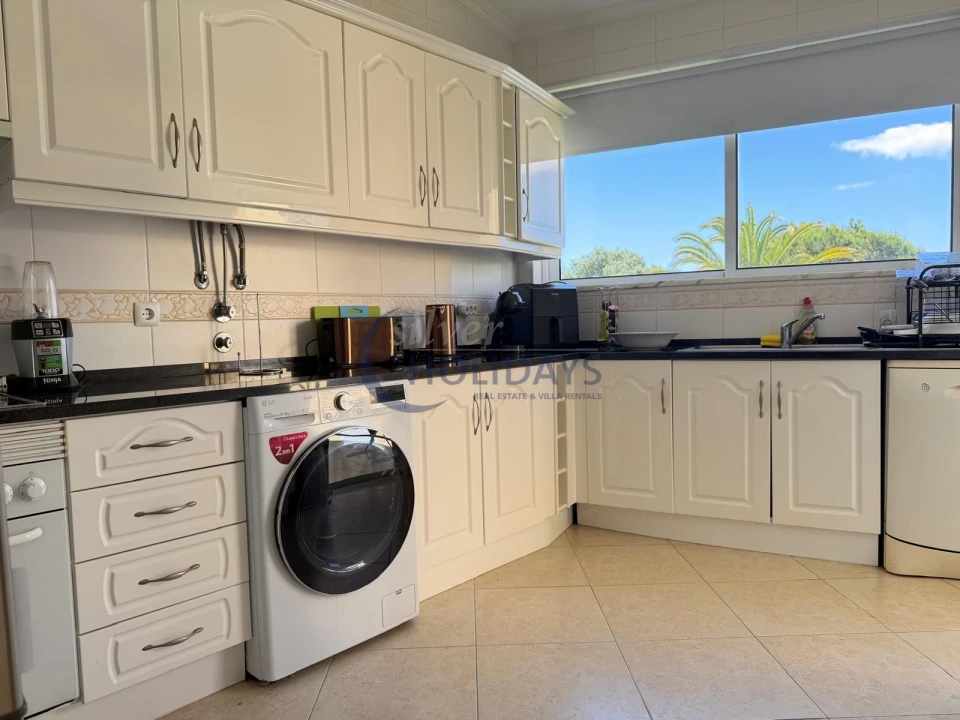 Apartamento T2 para Venda em Quarteira Foto 7
