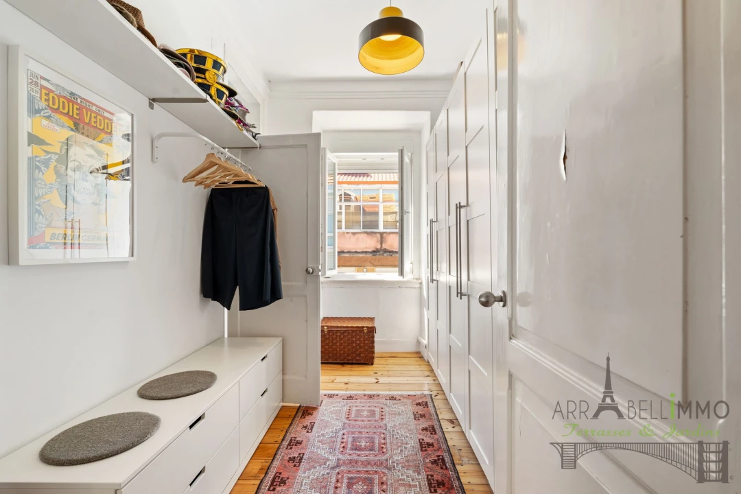 Apartamento T2 para Venda em Campolide Foto 23