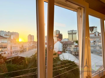 Apartamento T2 para Venda em Campolide