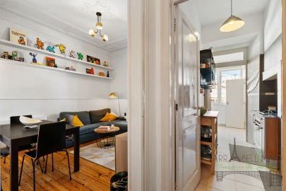 Apartamento T2 para Venda em Campolide