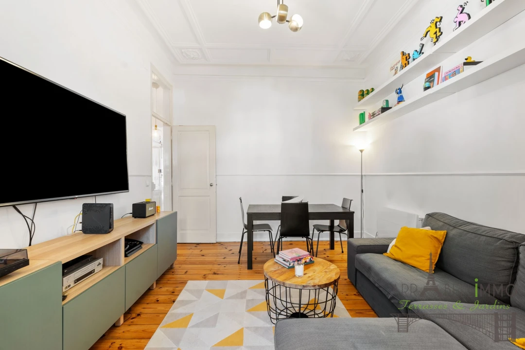 Apartamento T2 para Venda em Campolide Foto 4
