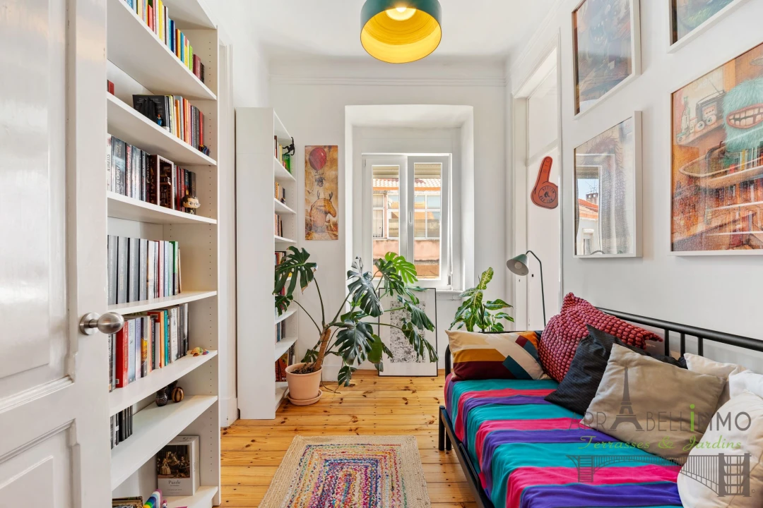 Apartamento T2 para Venda em Campolide Foto 16