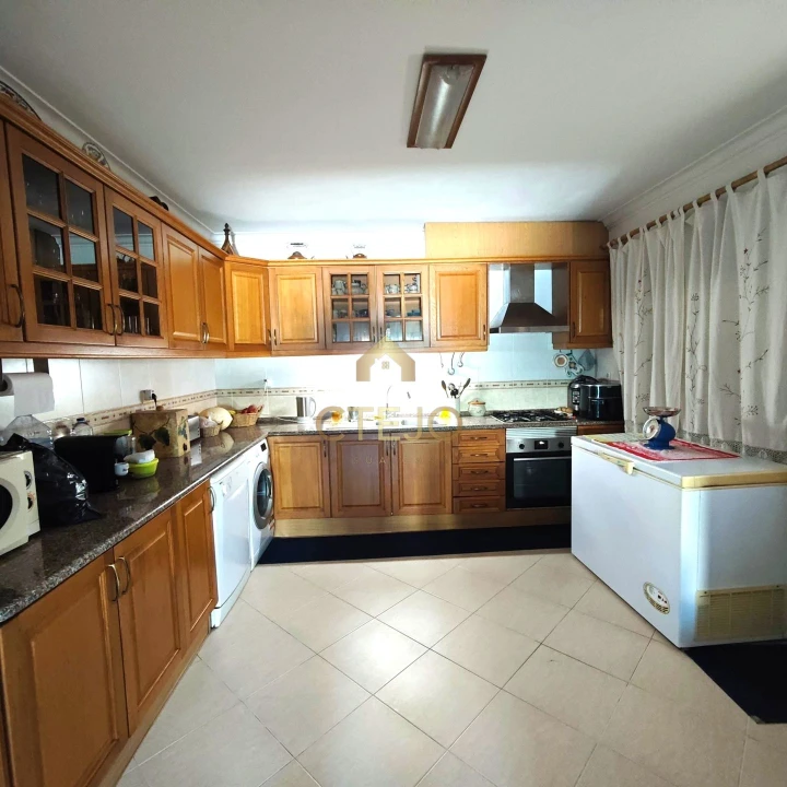 Moradia T3 para Venda em Santa Iria de Azoia, São João da Talha e Bobadela Foto 11