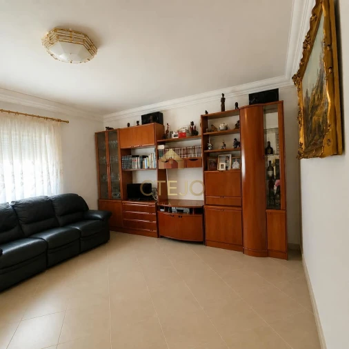 Moradia T3 para Venda em Santa Iria de Azoia, São João da Talha e Bobadela Foto 13