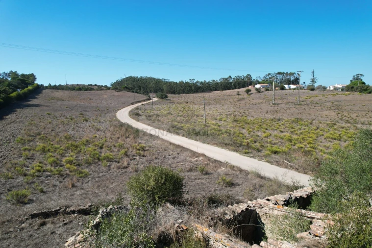 Terreno para Venda em Bordeira Foto 10