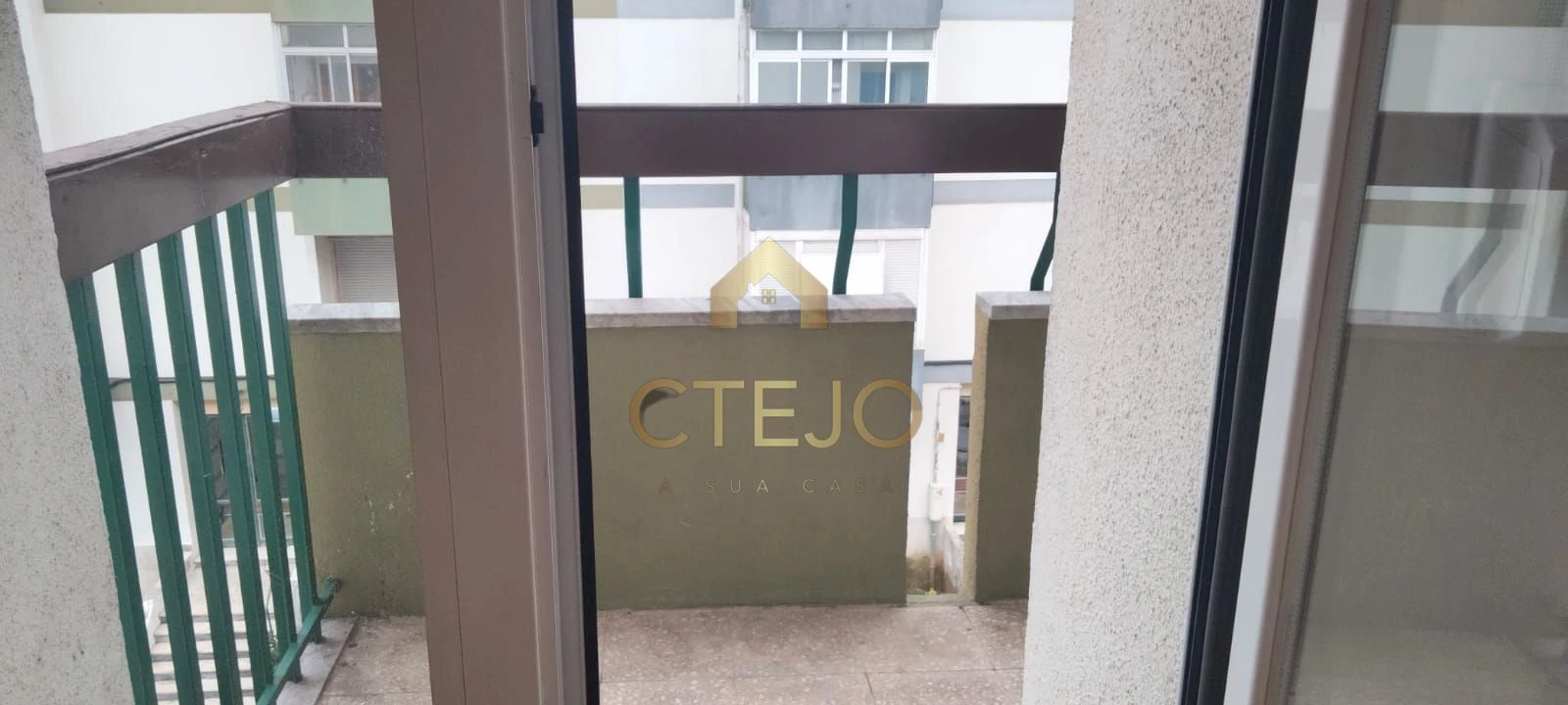 Apartamento T3 para Arrendamento em Santa Iria de Azoia, São João da Talha e Bobadela Foto 14