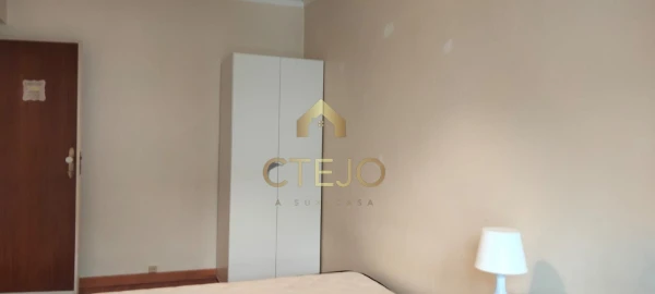 Apartamento T3 para Arrendamento em Santa Iria de Azoia, São João da Talha e Bobadela
