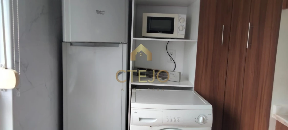 Apartamento T3 para Arrendamento em Santa Iria de Azoia, São João da Talha e Bobadela Foto 6