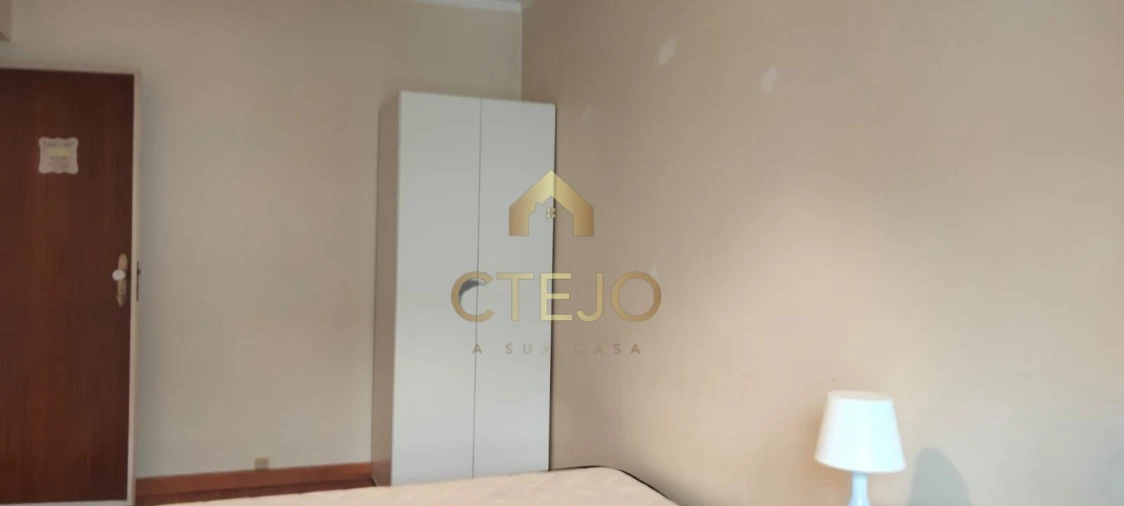 Apartamento T3 para Arrendamento em Santa Iria de Azoia, São João da Talha e Bobadela Foto 7