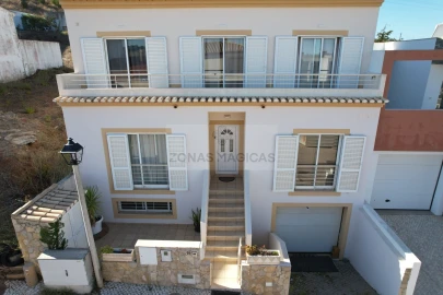 Moradia T3 para Venda em Lagos (São Sebastião e Santa Maria)