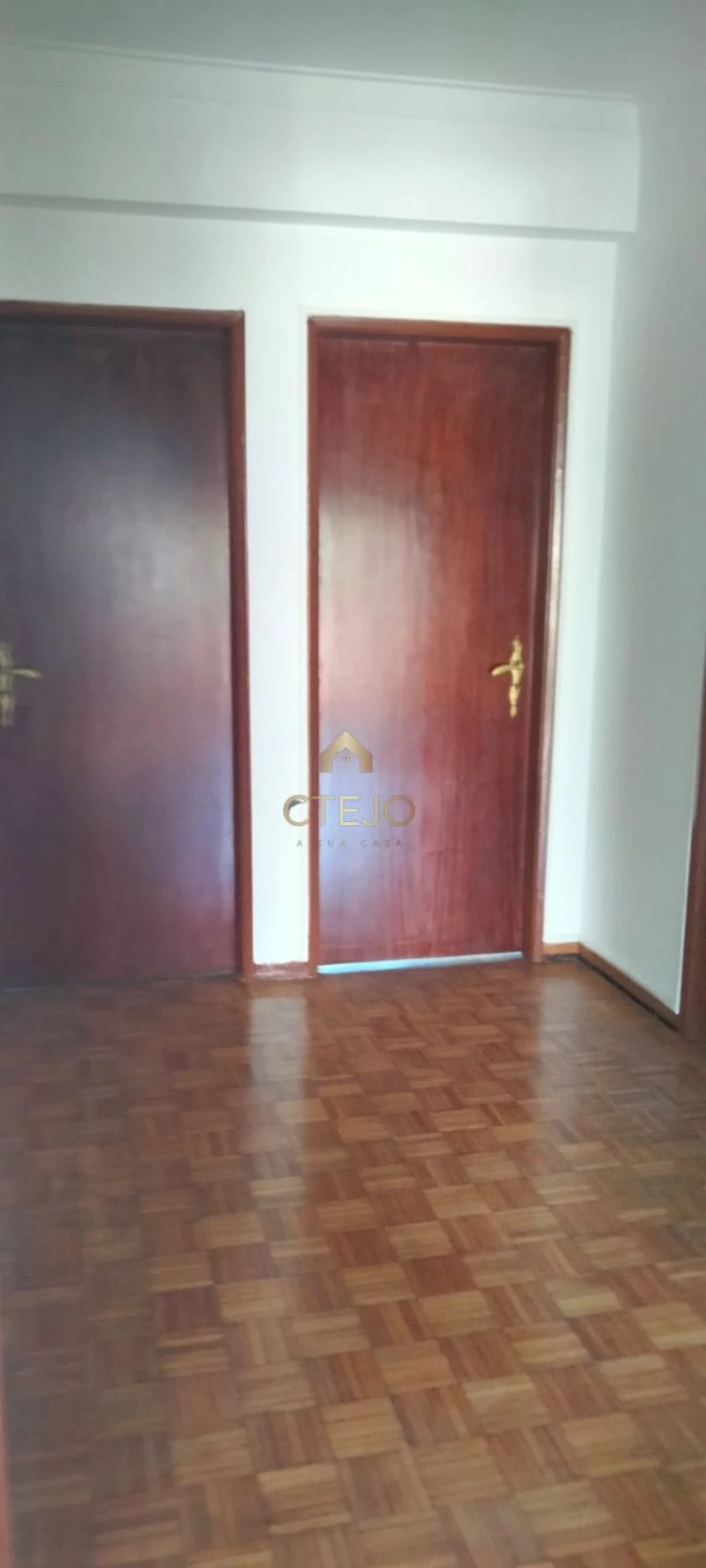 Apartamento T2 para Arrendamento em Santa Iria de Azoia, São João da Talha e Bobadela Foto 24
