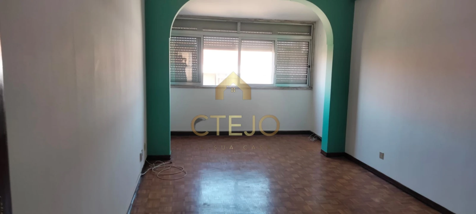 Apartamento T2 para Arrendamento em Santa Iria de Azoia, São João da Talha e Bobadela Foto 4