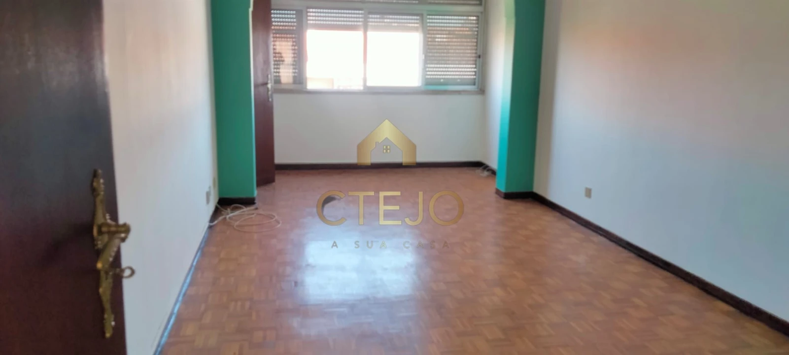 Apartamento T2 para Arrendamento em Santa Iria de Azoia, São João da Talha e Bobadela Foto 16
