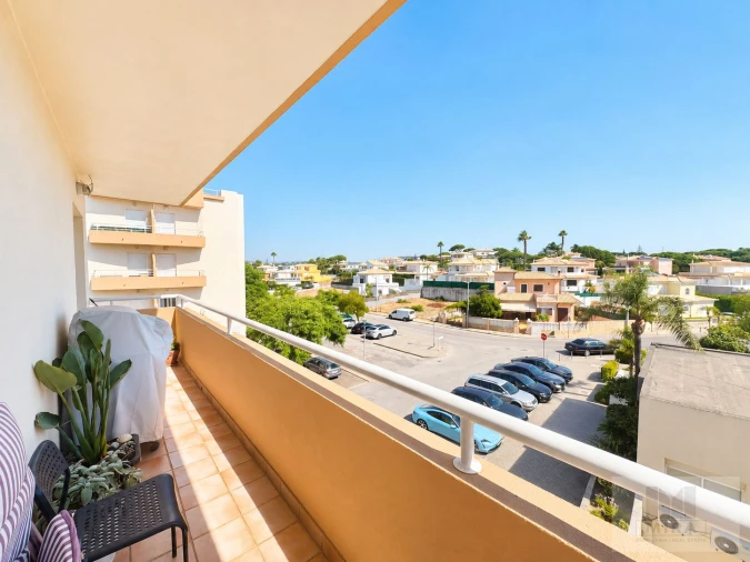 Apartamento T2 para Venda em Quarteira Foto 13