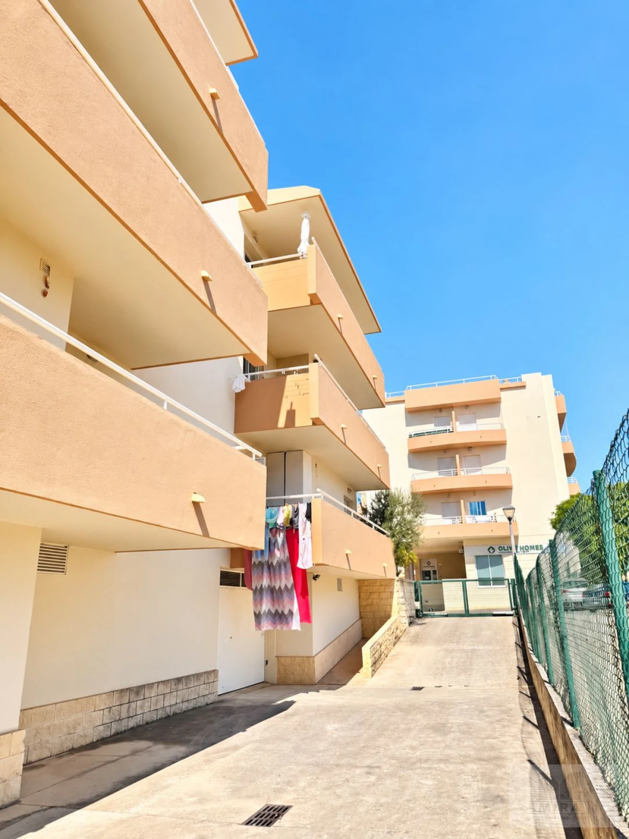 Apartamento T2 para Venda em Quarteira Foto 27