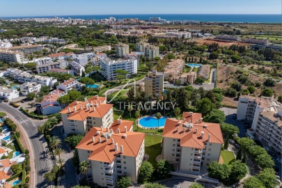 Apartamento T3 para Arrendamento em Quarteira