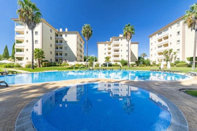Apartamento T3 para Arrendamento em Quarteira