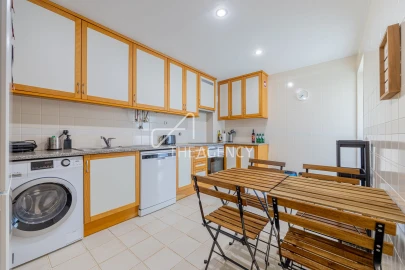 Apartamento T3 para Arrendamento em Quarteira