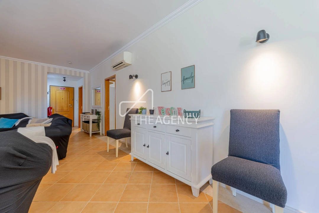Apartamento T3 para Arrendamento em Quarteira Foto 7