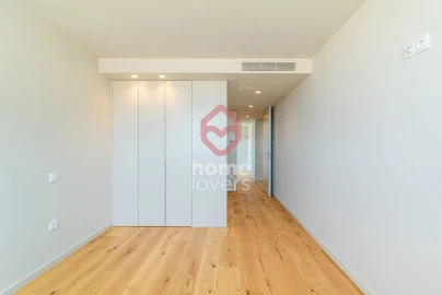 Apartamento T3 para Venda em São Felix da Marinha
