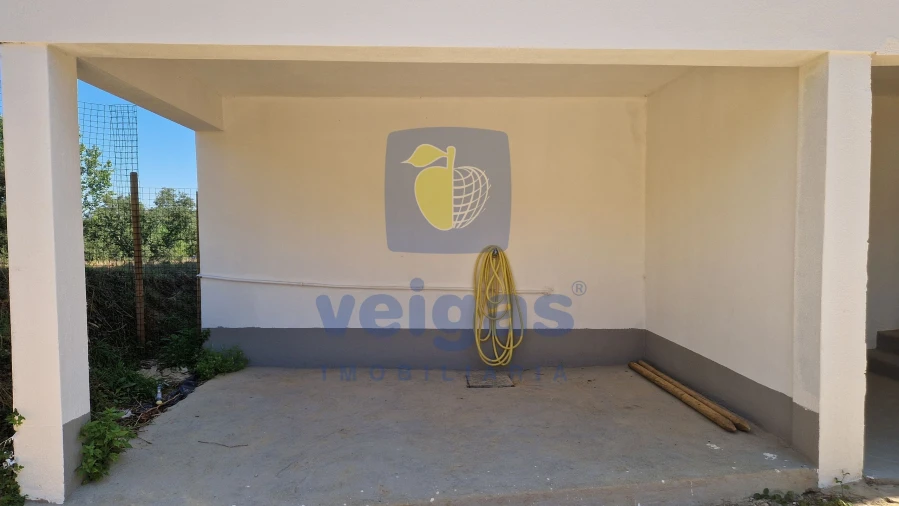 Moradia T2 para Venda em Vermoil Foto 20