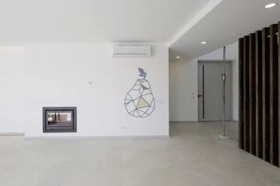 Moradia T4 para Venda em Estômbar e Parchal