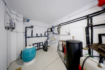 Moradia T4 para Venda em Estômbar e Parchal