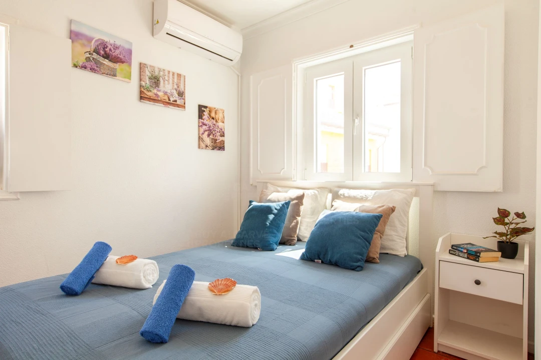 Apartamento T1 para Venda em Quarteira Foto 3