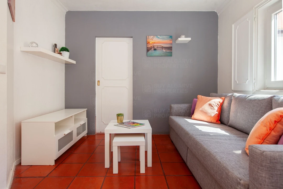 Apartamento T1 para Venda em Quarteira Foto 8