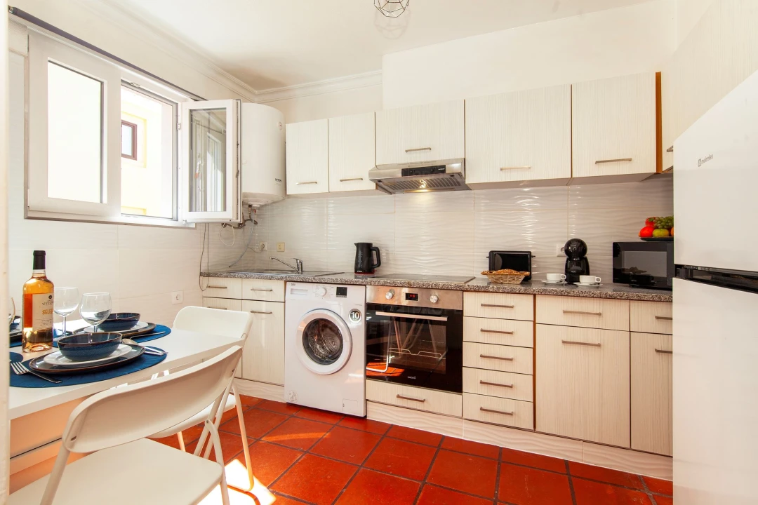 Apartamento T1 para Venda em Quarteira Foto 9