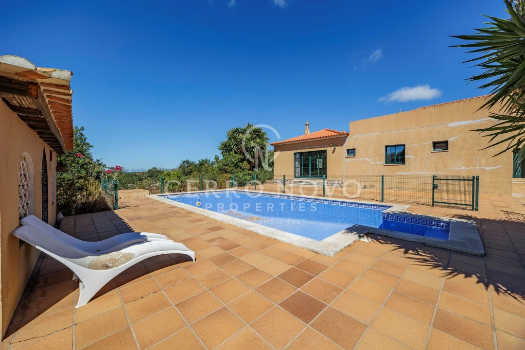 Moradia T5 para Venda em Albufeira e Olhos de Água Foto 35