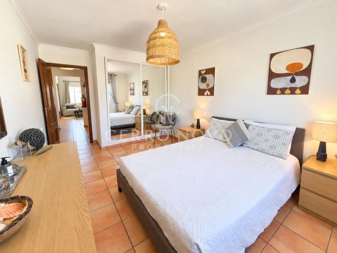 Apartamento T2 para Venda em Albufeira e Olhos de Água Foto 16
