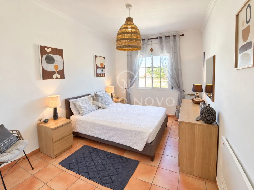 Apartamento T2 para Venda em Albufeira e Olhos de Água Foto 3