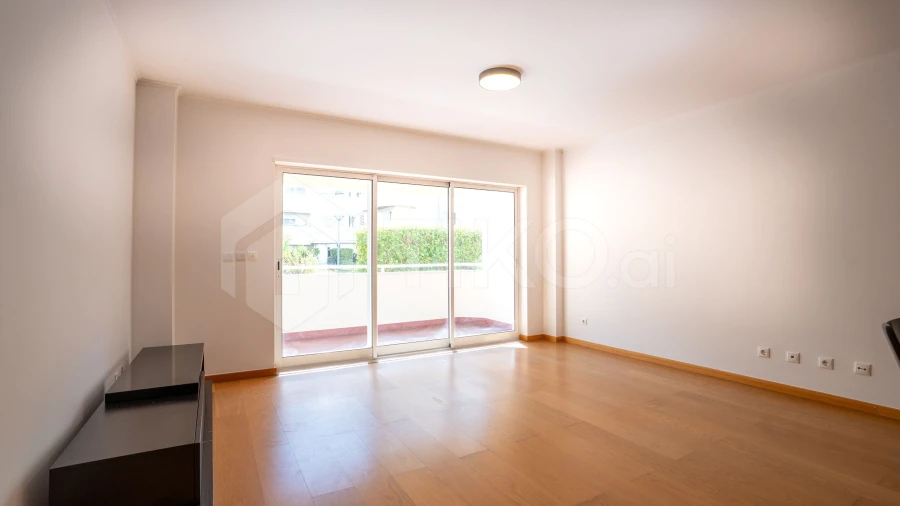 Apartamento T2 para Arrendamento em Lumiar
